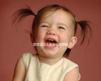 寶寶站立太早會形成羅圈腿,4大矯正方法簡單易學